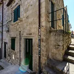 Lucky Daire Dubrovnik
